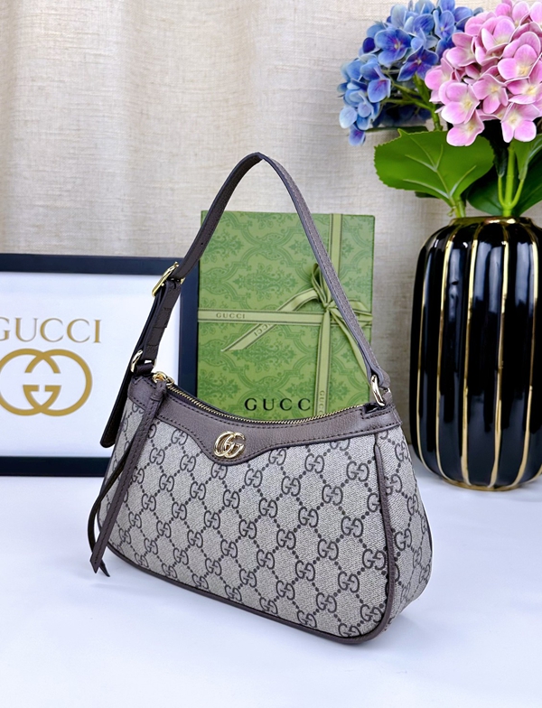 激安グッチバッグコピー側面デザイン